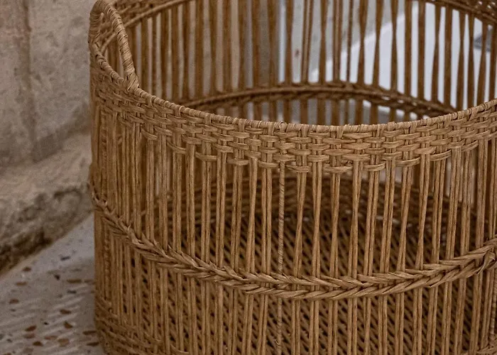 A Cellar Suite Carved In Rock - Super Location - Intimate Hideaway! * Cospicua