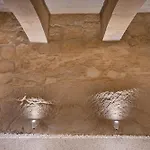 A Cellar Carved In Rock - Super Location - Intimate Hideaway!
