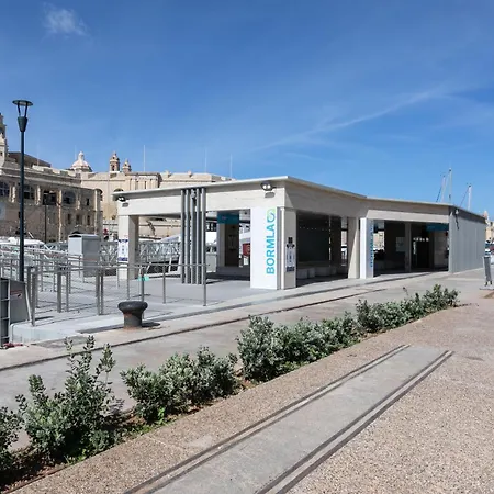 Apartman A Cellar Carved In Rock - Super Location - Intimate Hideaway!