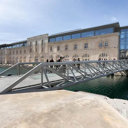 Lägenhet Intimate Hideaway - A Cellar Carved In Rock - Super Location! *